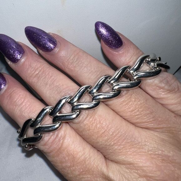 Rhodium Plated Bronze Chevron Link With Double Lock Bracelet - Picture 2 of 7